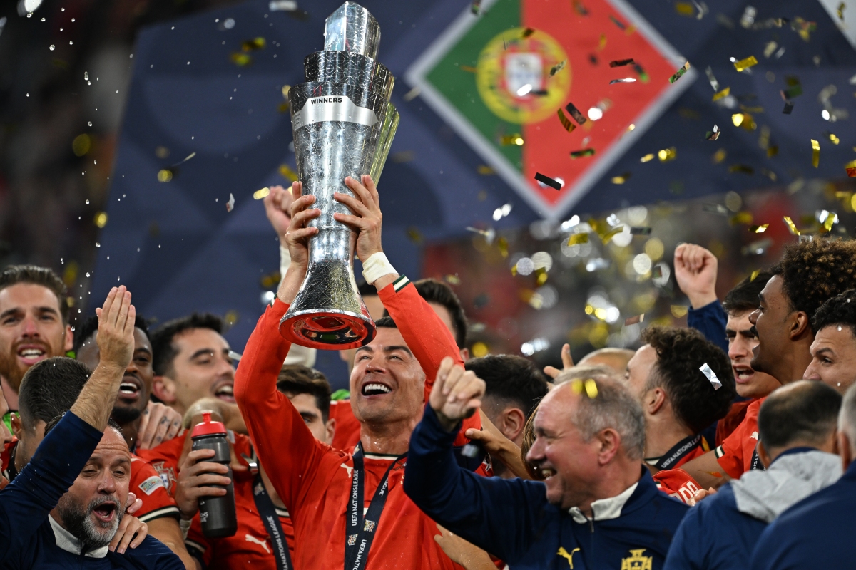 九游电脑版-冲刺阶段葡萄牙体育强势反弹：欧联节点到来，压力陡增，心理建设被强调(梅威瑟嘴炮比赛视频)